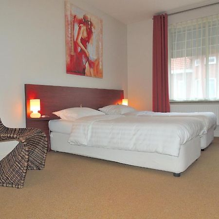 Hotel Mieke Pap Poppel Buitenkant foto