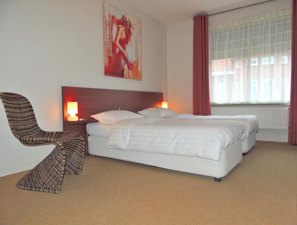 Hotel Mieke Pap Poppel Buitenkant foto